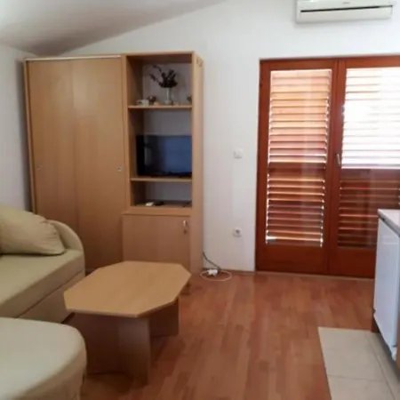 Apartman Kerep Apartamento